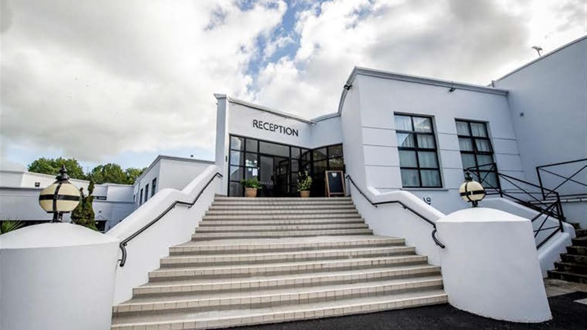 Waterfoot Hotel Hotel in Londonderry, Londonderry/Derry Discover Northern Ireland